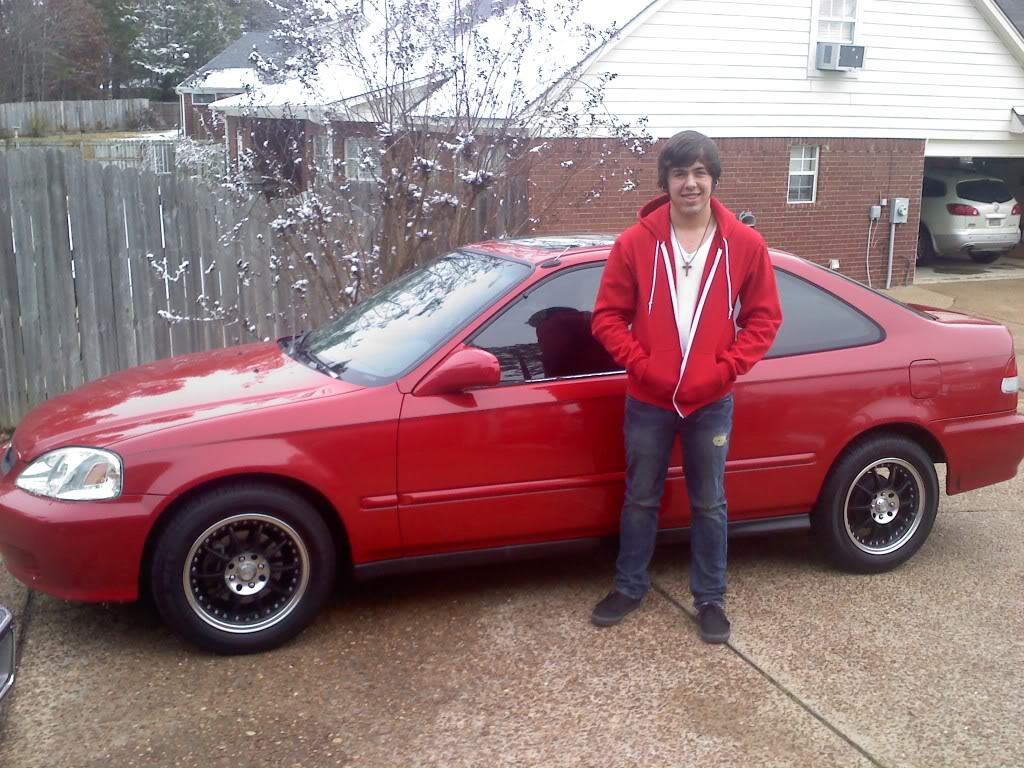 Name:  TaylorandtheCivic.jpg
Views: 12
Size:  176.2 KB