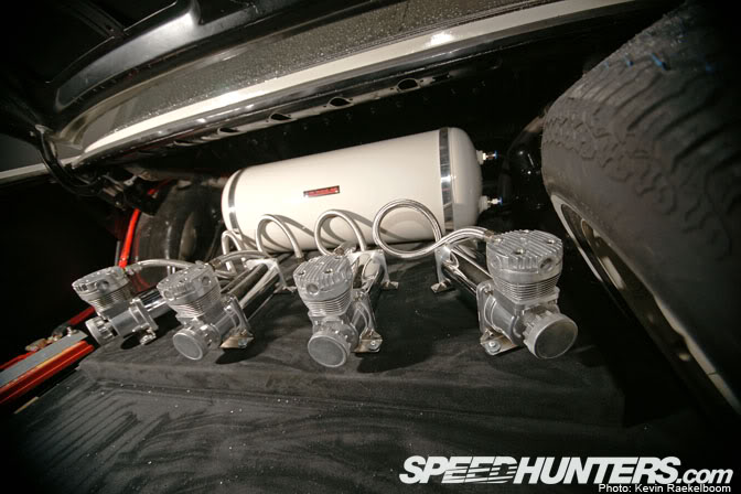 Name:  slammedbenz4.jpg
Views: 218
Size:  58.1 KB