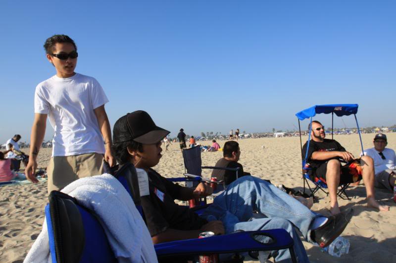 Name:  BeachMeet086.jpg
Views: 59
Size:  58.4 KB