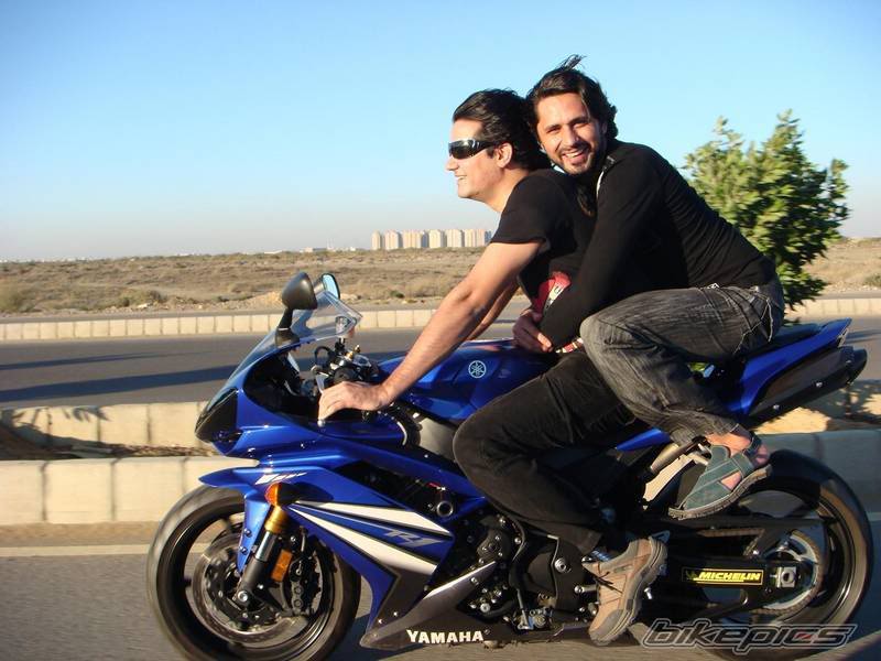 Name:  2009_02_02_bikepics-1558219-800.jpg
Views: 16
Size:  65.7 KB