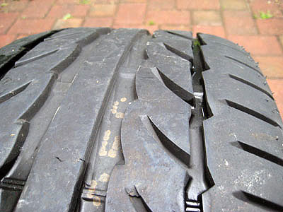 Name: tread.jpg
Views: 657
Size: 54.5 KB