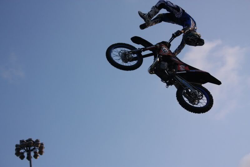 Name:  12029.jpg
Views: 22
Size:  23.6 KB