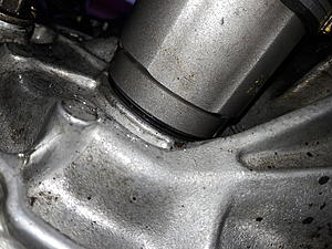 Click image for larger version

Name:	Axle seal bottom.jpg
Views:	389
Size:	1.80 MB
ID:	111926