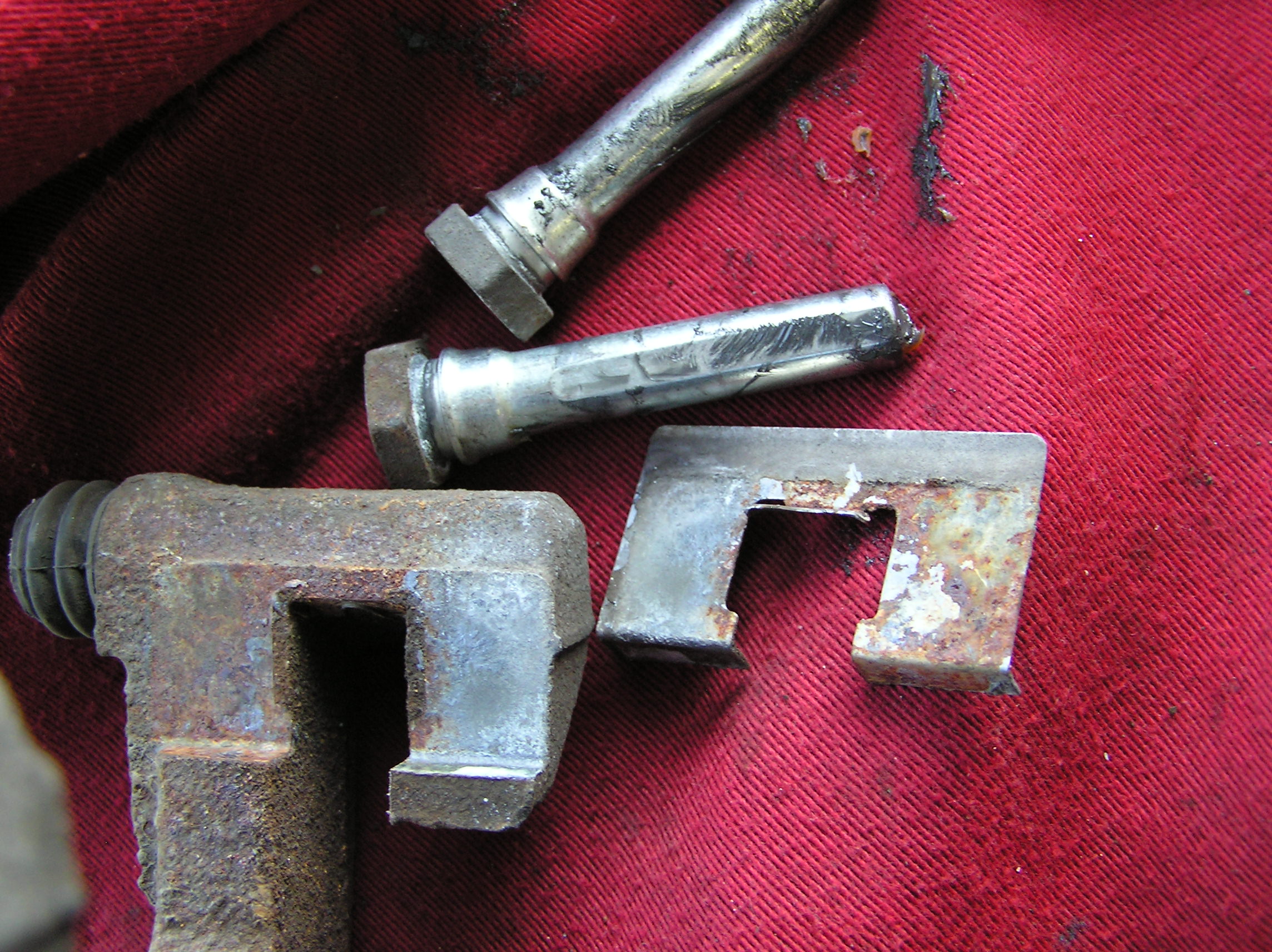 Name:  7WRv9S6.jpg
Views: 6922
Size:  800.0 KB