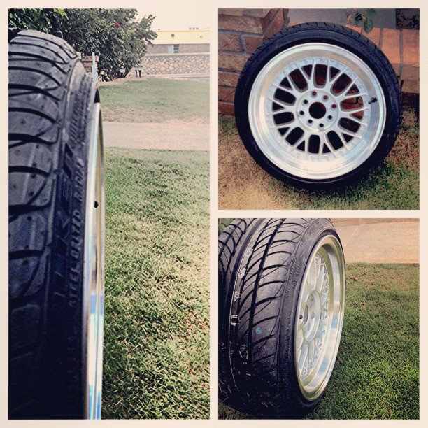 Name:  Stretchedtireonxxrs.jpg
Views: 2097
Size:  119.8 KB