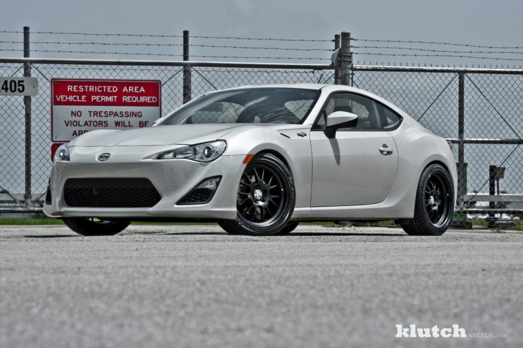 Name:  klutchfrs5.jpg
Views: 163
Size:  210.2 KB
