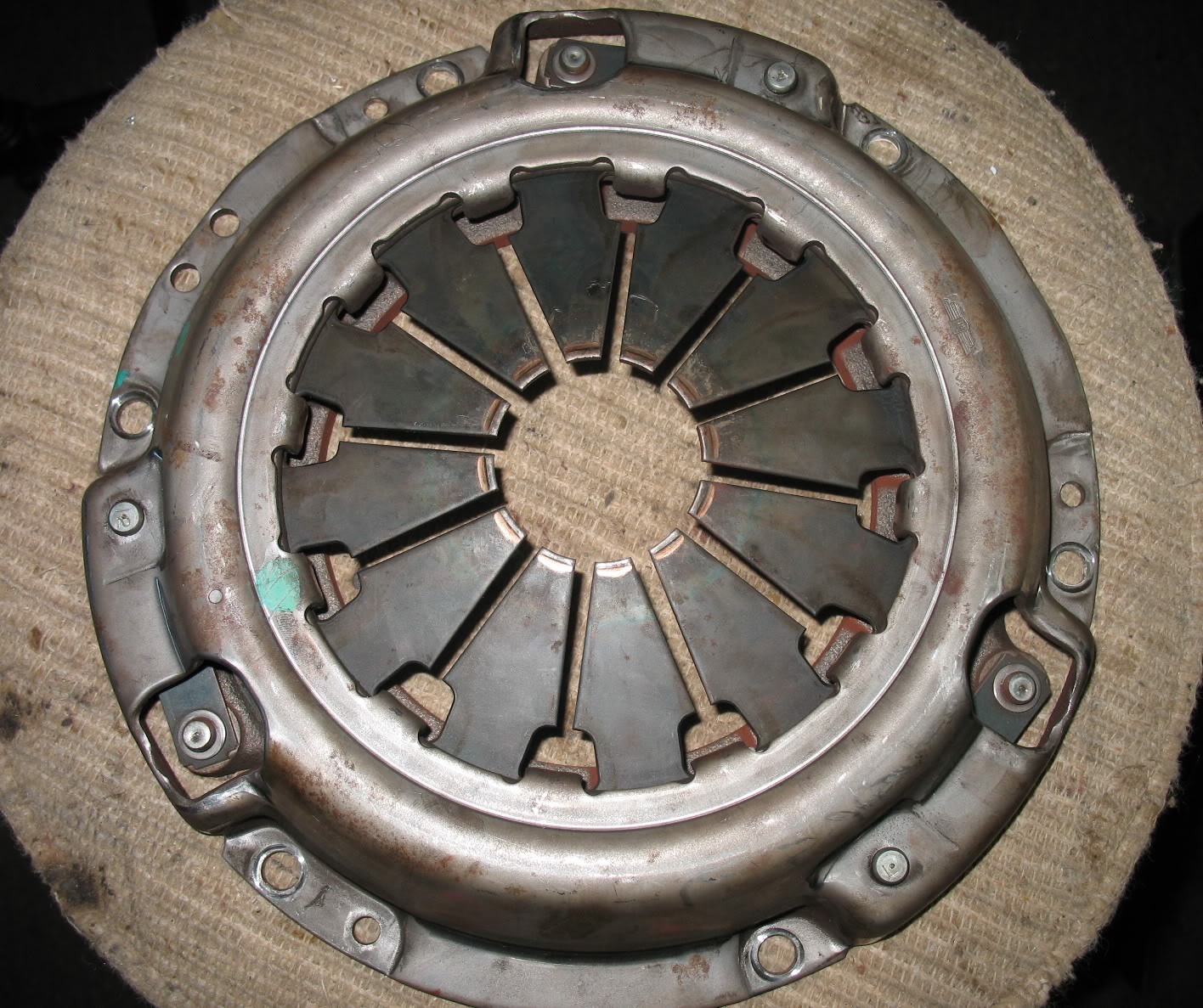 Name:  Clutch_1.jpg
Views: 341
Size:  380.5 KB